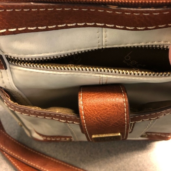 b.o.c. Gray, Cream, & Brown Crossbody / Shoulder Purse, Multiple Pockets - Picture 4 of 6